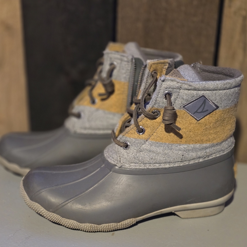 Sperry Womens Wool Rain Boots - 6.5